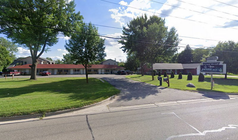 Grandview Inn & Suites Howell (Grand View Motel) - 2019 Street View